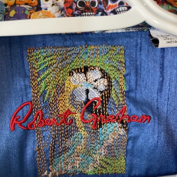 Robert Graham Embroidered Flip Cuff Dress Shirt~Skulls~Mens Size Large - L - Picture 4 of 12